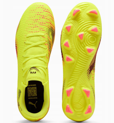 Këpucë futbolli Puma Future 8 Play FG AG M 108141 03, për fushë të thatë edhe artificiale, shumëngjyrëshe