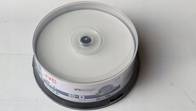 Disqe Blu-ray JVC BD-R, 25GB 6X, për printim me inkjet, të bardha