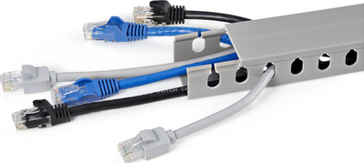 Kanal kabllosh StarTech.com Open Slot, 2m, me kapak, gri