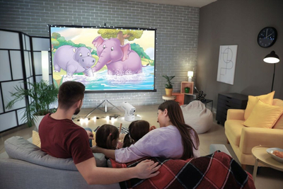 Projektor LED portativ, Bluetooth, Miracast, 4K, me bateri