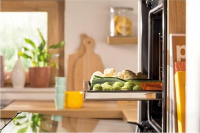 Furrë elektrike Gorenje BOS6737E06B, e zezë