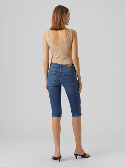 Pantallona të shkurtë VERO MODA VMJUDE Slim Fit, të kaltër