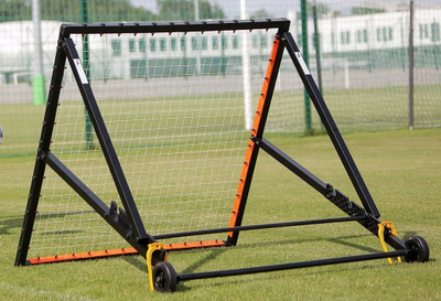Rebounder futbolli Frame Z Pro, 120x120cm, kënd i rregullueshëm, me rrjetë