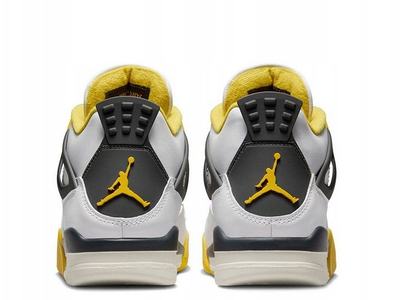 Atlete Nike Air Jordan 4 Retro W AQ9129-101, për femra, e bardhë me të verdhë