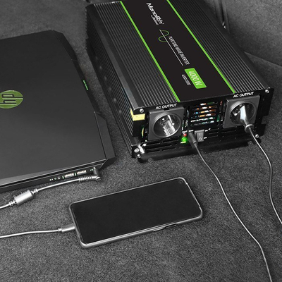 Invertor Monolith Qoltec 51939, 4000W, 24V në 230V, i zi