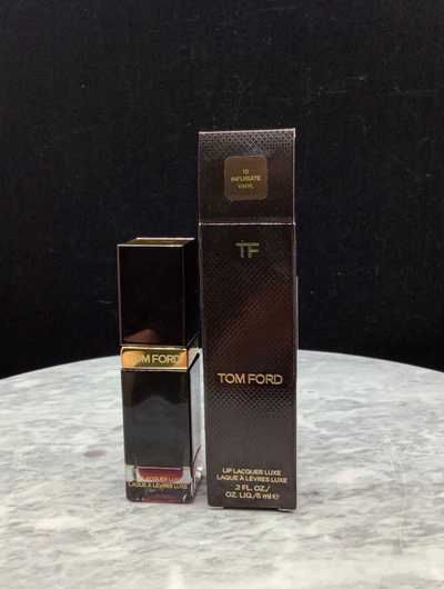 Течен мат кармин Tom Ford Luxe Vinyl, 6ml, нијанса 10 Infuriate