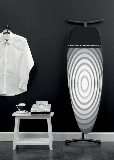 Dërrasë hekurosjeje Brabantia Ironing Board D Titan Oval, kornizë çeliku, e zezë