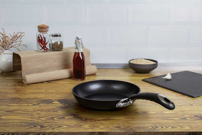 Tigan i thellë Berlinger Haus Black Professional Line BH-6119, 24 cm, me kapak, ngjyrë e zezë