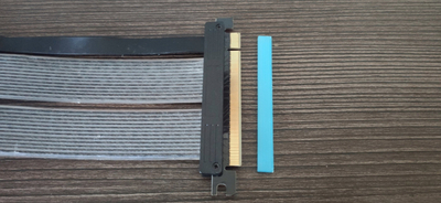 Kabllo riser PCIe 4.0 CableMod 300mm, për kartelë grafike, e zezë