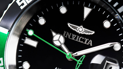 Orë për meshkuj Invicta Pro Diver Automatic 29177, e argjendtë/gjelbër