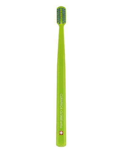Brushë e dhëmbëve Curaprox ortho ultra soft, e gjelbër