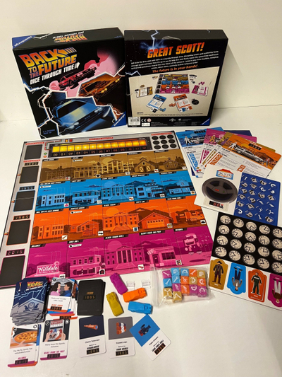 Lojë tavoline Ravensburger Back to the Future Dice Through Time, strategjike me bashkëpunim, 2-4 lojtarë, shumëngjyrëshe
