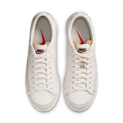 Патики Nike Blazer Low Platform Sail Grey за жени, кожа, крем сиво