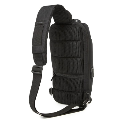 Çantë shpine Wozinsky Urban, njëkrahëshe, kundër banditllëkut, me USB, e zezë
