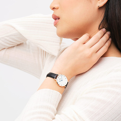 Ora Daniel Wellington Petite Roman DW00100683, 28mm, lëkurë, e zezë