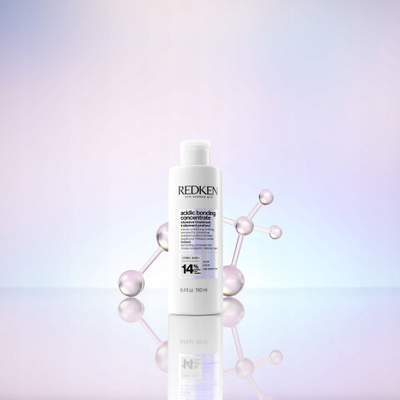 Trajtim para larjes për flokë Redken Acidic Bonding Concentrate Intensive Pre-Treatment, 190 ml, për flokë të dëmtuar, transparent