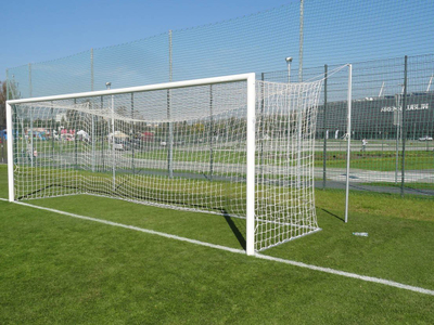 Rrjetë porte futbolli YakimaSport, 7.32 x 2.44 m, 4 mm, e bardhë