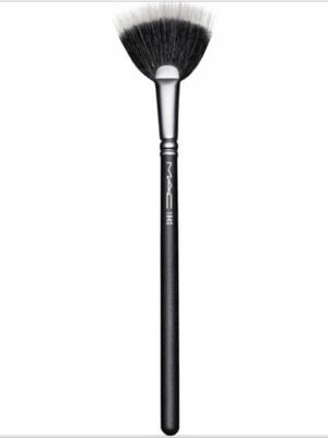 Penselë fytyre MAC 184 Synthetic Duo Fibre, për pudër dhe pigmente, e zezë