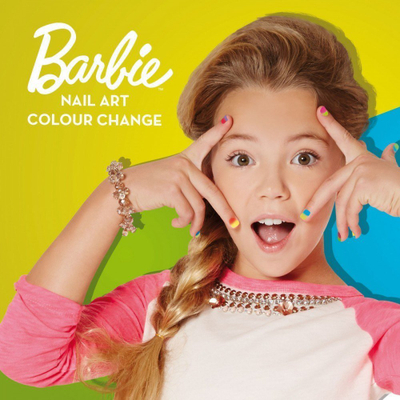 Set kreativ thonjsh Lisciani Barbie Create a color changing nail polish, për vajza 7+, me efekt ndërrim ngjyre