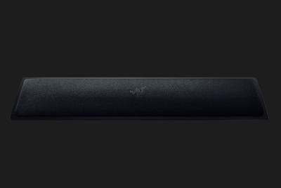 Подлога за зглоб Razer Ergonomic Wrist Rest Pro, за тастатура со целосна големина, мемориска пена со ладење со гел, црна