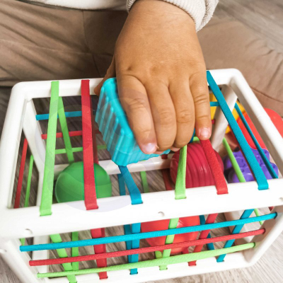Lotër edukative Woopie Flexible Sensory Cube Sorter, 13 copë, sorter formashe, shumëngjyrëshe