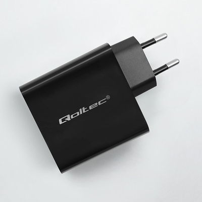 Karikues Qoltec Super Quick PD 90W, 1x USB C, 1x USB A, i zi