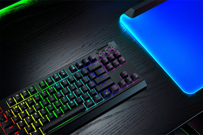 Tastierë Razer BlackWidow V4 Tenkeyless HyperSpeed, mekanike Orange Switch, wireless, US layout, e zezë
