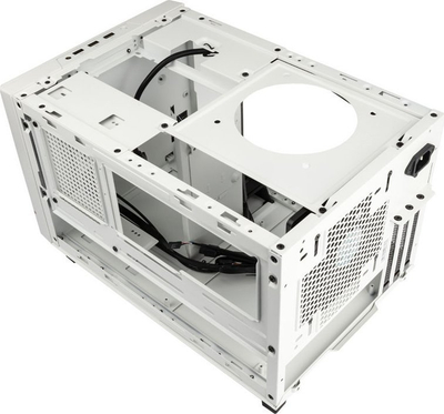 Kasë SilverStone Sugo 14, Mini Tower