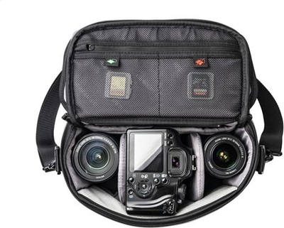 Çantë shpine për kamerë Vanguard VEO Select 22S, për DSLR edhe mirrorless, me vend për tablet 7.9", e zezë