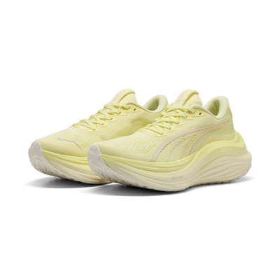 Патики за трчање Puma Magmax W, NitroFoam, Pumagrip, златна боја