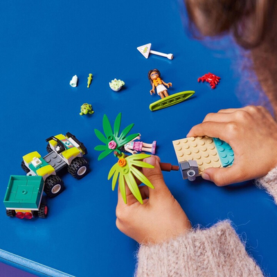 Set LEGO® Friends 41697 Turtle Defenders Car