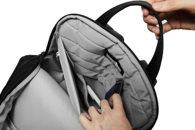 Çantë shpine XD Design Soft Tote Backpack P706.300, 16", 15L, e zezë