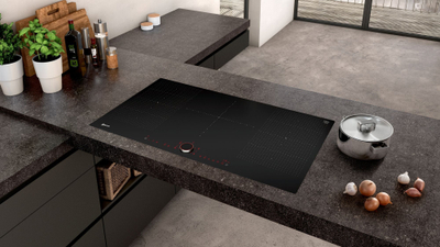 Plitë me induksion Neff flexInduction, qeramike, zonë gatimi fleksible, e zezë