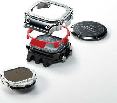 Ora digjitale Casio G Shock GMW B5000D 1ER, çelik inoksi, rezistente ndaj goditjeve, argjend