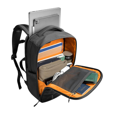 Çantë shpine për laptop Tomtoc TechPack T73, 16", 28L, e zezë