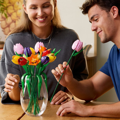 Set ndërtimi Tulip Bouquet, buqetë dekorative, shumëngjyrëshe