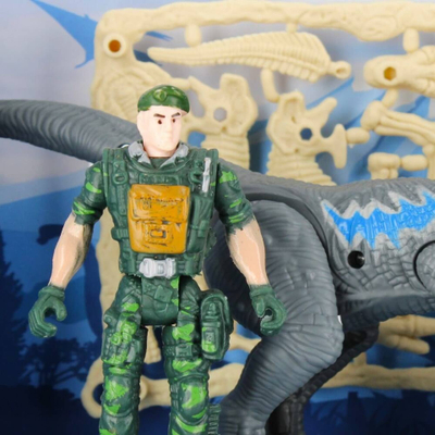 Set lodrash MEGA CREATIVE Dino Park 502635, makinë off road, dinosauri dhe ushtar, shumëngjyrësh