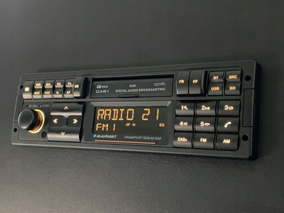 Radio veture Blaupunkt Frankfurt RCM 82 DAB, Bluetooth, USB Aux microSD, vintage