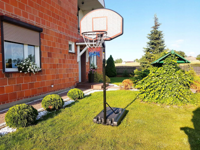 Kosh basketbolli Leantoys, portativ, me lartësi që e rregullon vetë, i zi