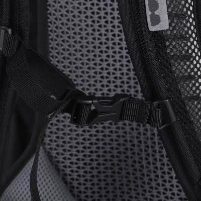 Çantë shpine hiking Deuter AC Lite 16, 16L, sistem Aircomfort, e zezë