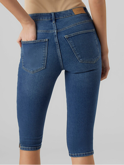 Pantallona të shkurtë VERO MODA VMJUDE Slim Fit, të kaltër
