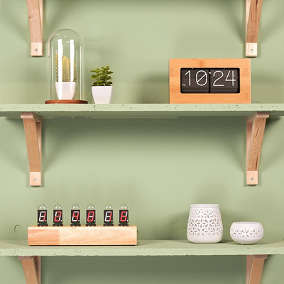 Orë për tavolinë Karlsson Flip Flip Clock KA5620ST, bezhë/e zezë