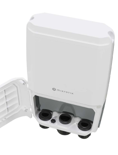 Менаџиран свич Mikrotik FiberBox Plus, 4x 10G SFP+, гигабитен етернет, бел