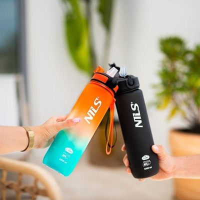 Shishe uji Nils Camp NCD68, 1000 ml, tritan pa BPA, e zezë