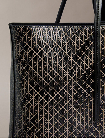 Çantë për femra Calvin Klein, e zezë