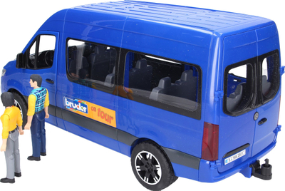 Lodër furgon Bruder MB Sprinter Transfer 02670, me figura, blu