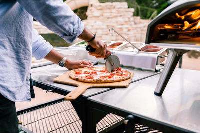 Prerëse picash Ooni Pizza Cutter Wheel, teh rrotullues, çelik inox, i zi