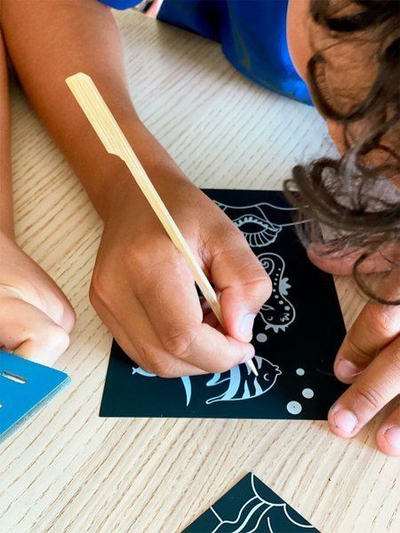 Set krijues Candiy Totally Twilight, fanar dekorativ me gërvishtje, 4 kartela, me bateri