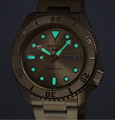 Orë dore Seiko 5 Automatic SRPE74K1
