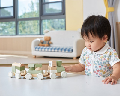 Lodër druri tren PolarB Viga Toys Stacking, me vagona, shumëngjyrësh